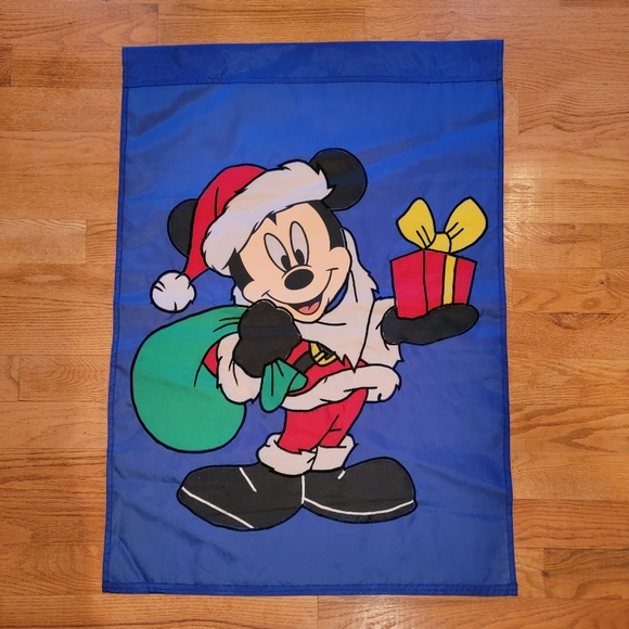 DISNEY ♡ 1990 Vintage Mickey Mouse Santa Large Outdoor Decorative Flag 28"x 39" - Picture 6 of 6
